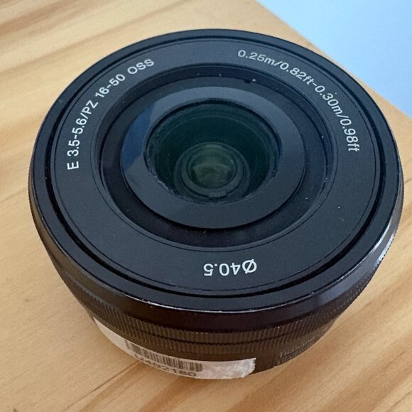 Sony SEL 16–50mm f/3.5–5.6 OSS Power Zoom Lens – For Parts / Not Working - Picture 1 of 6